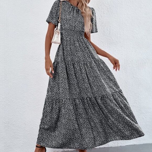 NEW Super Cute Boho Ditsy Black and White Print Maxi Layered Dress Shirred Waist - Picture 1 of 5